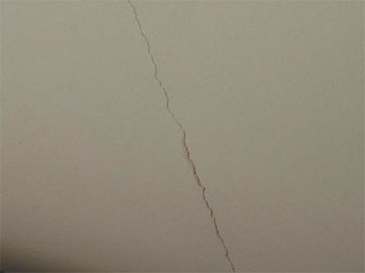 Ceiling Plaster Crack